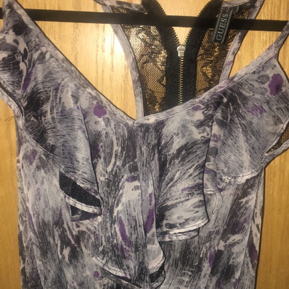GUESS BLOUSE PURPLE AND GREY PATTERN - Picture 3 of 5